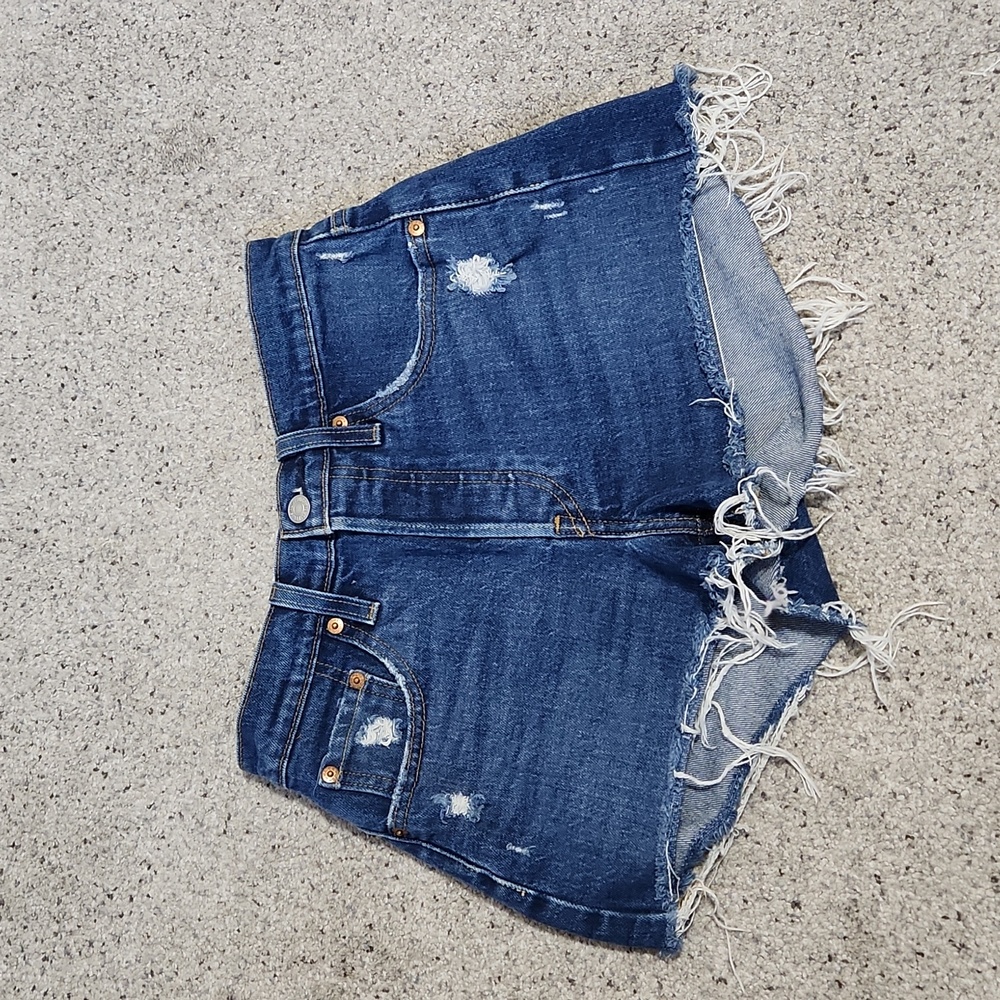 Levi's 501® Original Fit High Rise Women's Shorts Midnight Distressed Wash 24 - Picture 11 of 12